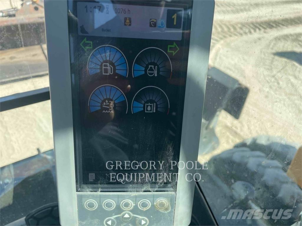 CAT M316F حفارات بعجل
