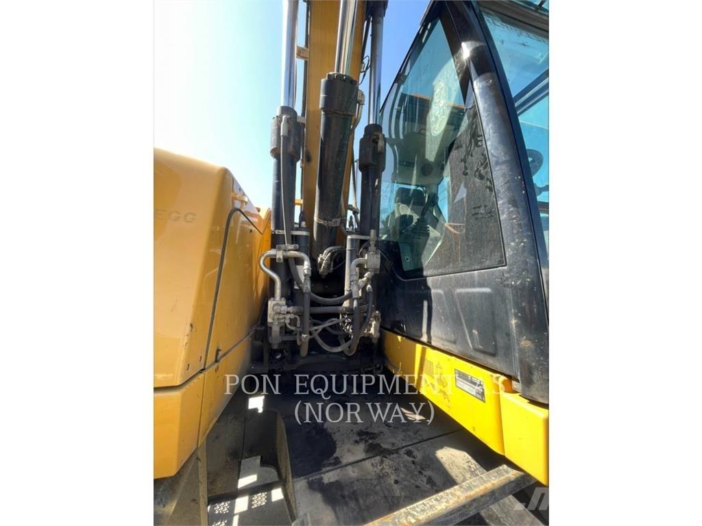 CAT M317F حفارات بعجل