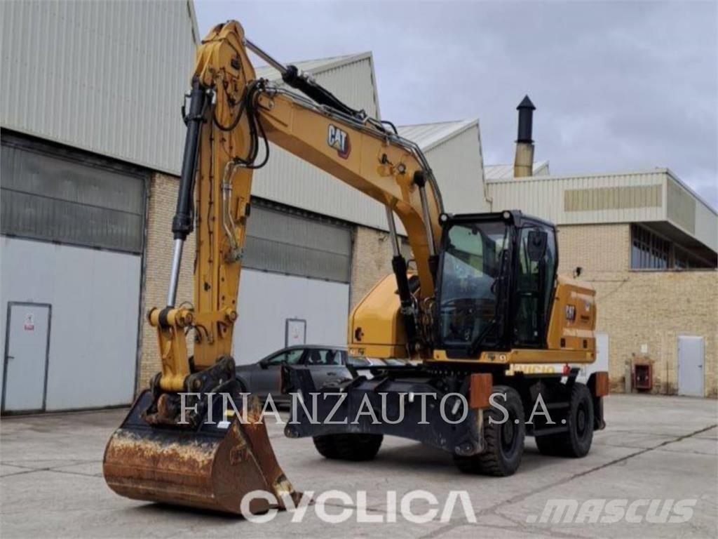 CAT M318 حفارات بعجل