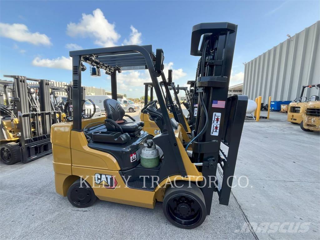 CAT MCF2C60004 شاحنات LPG