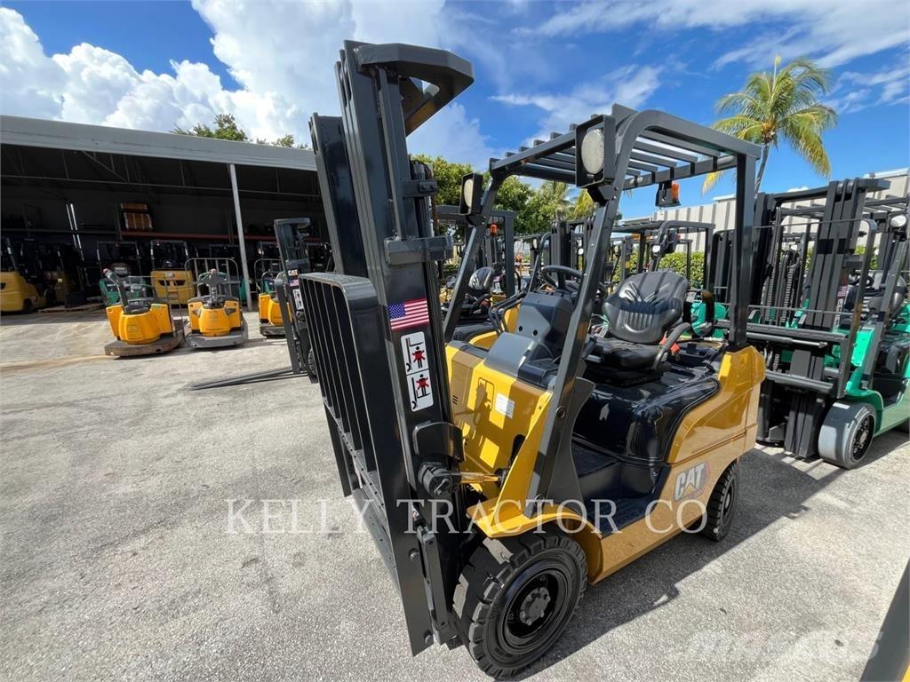 CAT MCFGP18N5 شاحنات LPG