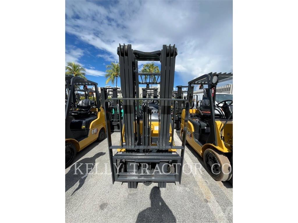 CAT MCFGP18N5 شاحنات LPG