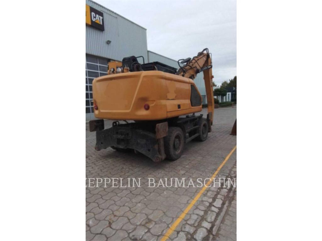 CAT MH3022-07A حفارات هدم