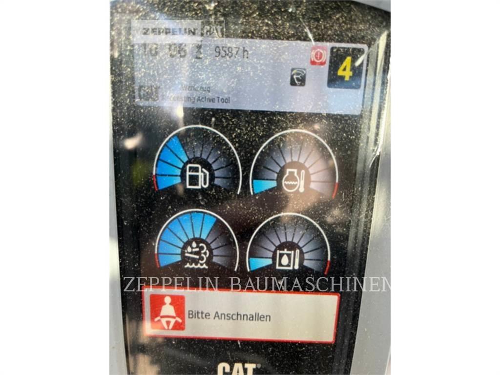 CAT MH3024-06C حفارات هدم