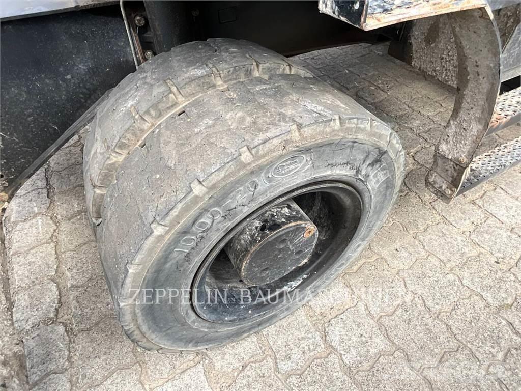 CAT MH3024-06C حفارات هدم