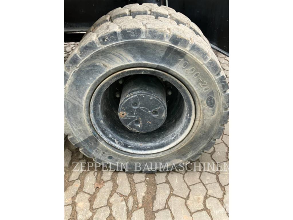 CAT MH3024-06C حفارات هدم