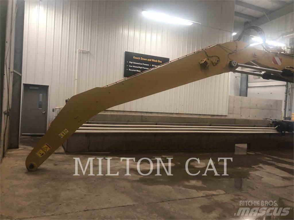 CAT MH3026 حفارات بعجل