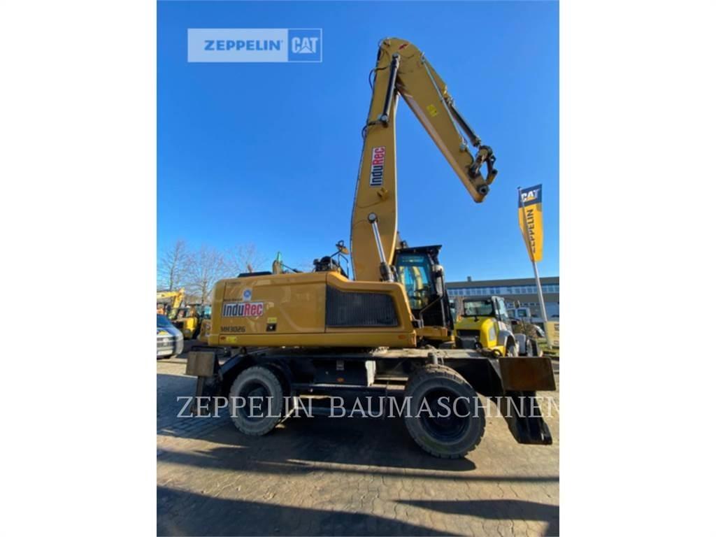 CAT MH3026-06C حفارات هدم