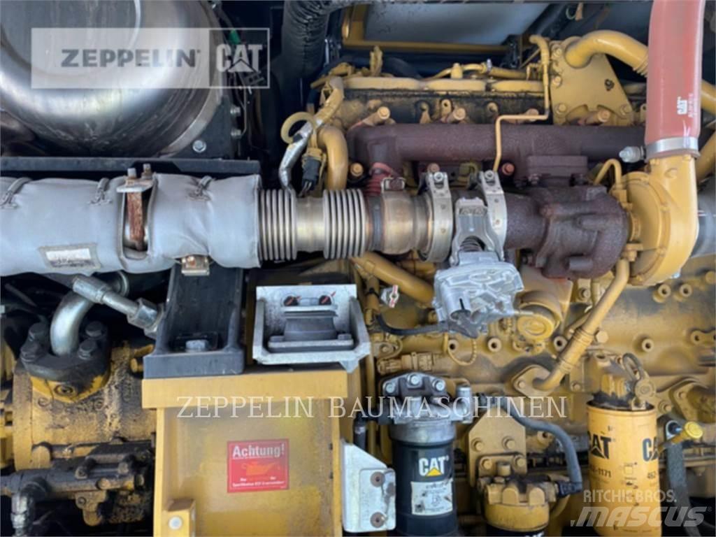 CAT MH3026-06C حفارات هدم