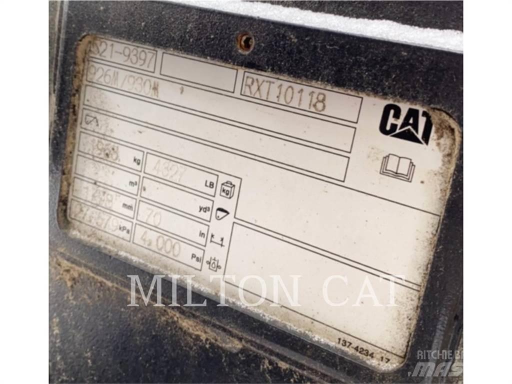 CAT MILLYARD 930 FORKS خطاطيف