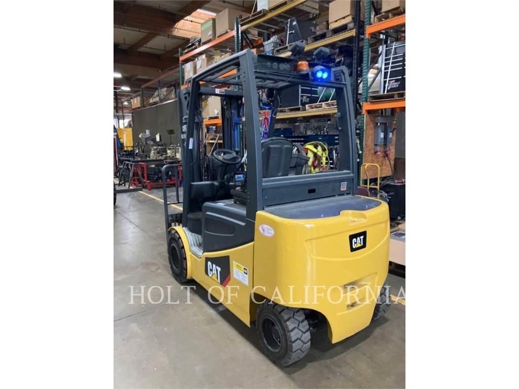 CAT MITSUBISHI 2EP6500 شاحنات ذات رافعات شوكية تعمل بالكهرباء
