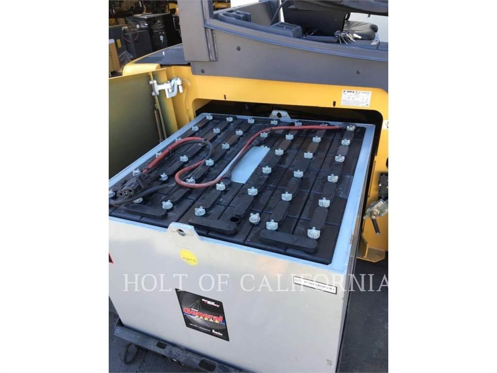 CAT MITSUBISHI 2EP8000 شاحنات ذات رافعات شوكية تعمل بالكهرباء