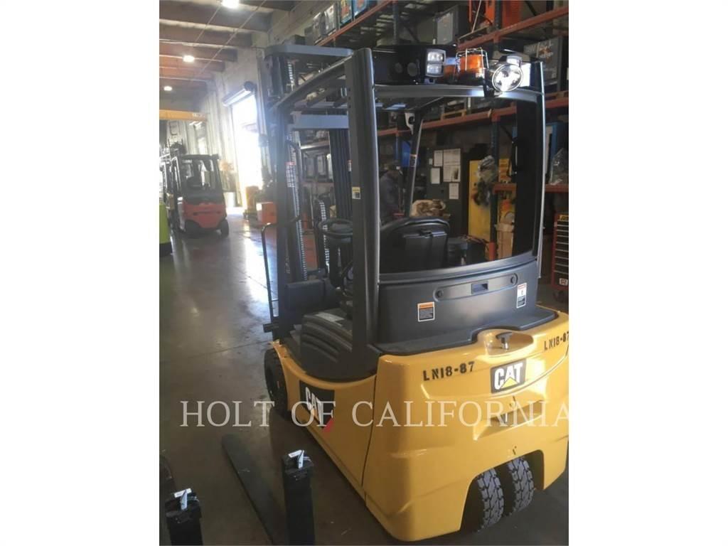 CAT MITSUBISHI 2ET3500 شاحنات ذات رافعات شوكية تعمل بالكهرباء