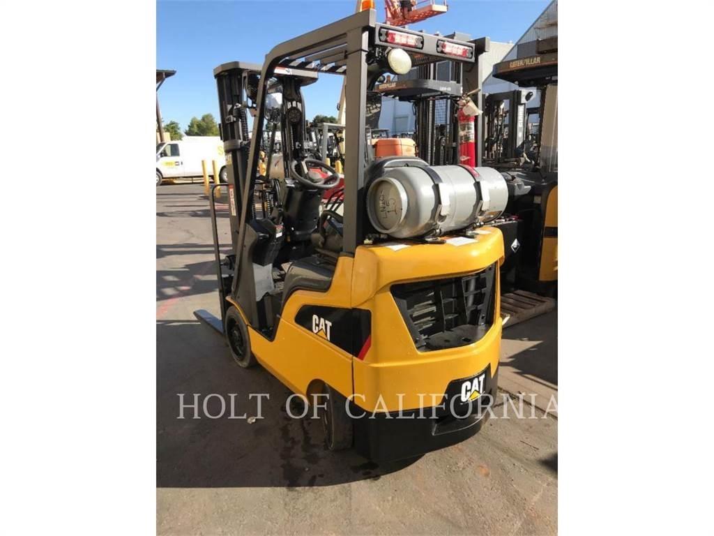 CAT MITSUBISHI C3500-LE شاحنات ذات رافعات شوكية - أخرى