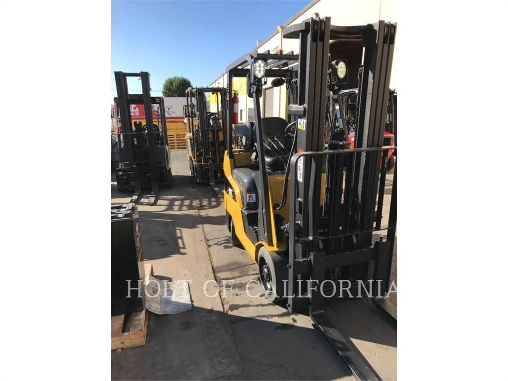 CAT MITSUBISHI C3500-LE شاحنات ذات رافعات شوكية - أخرى