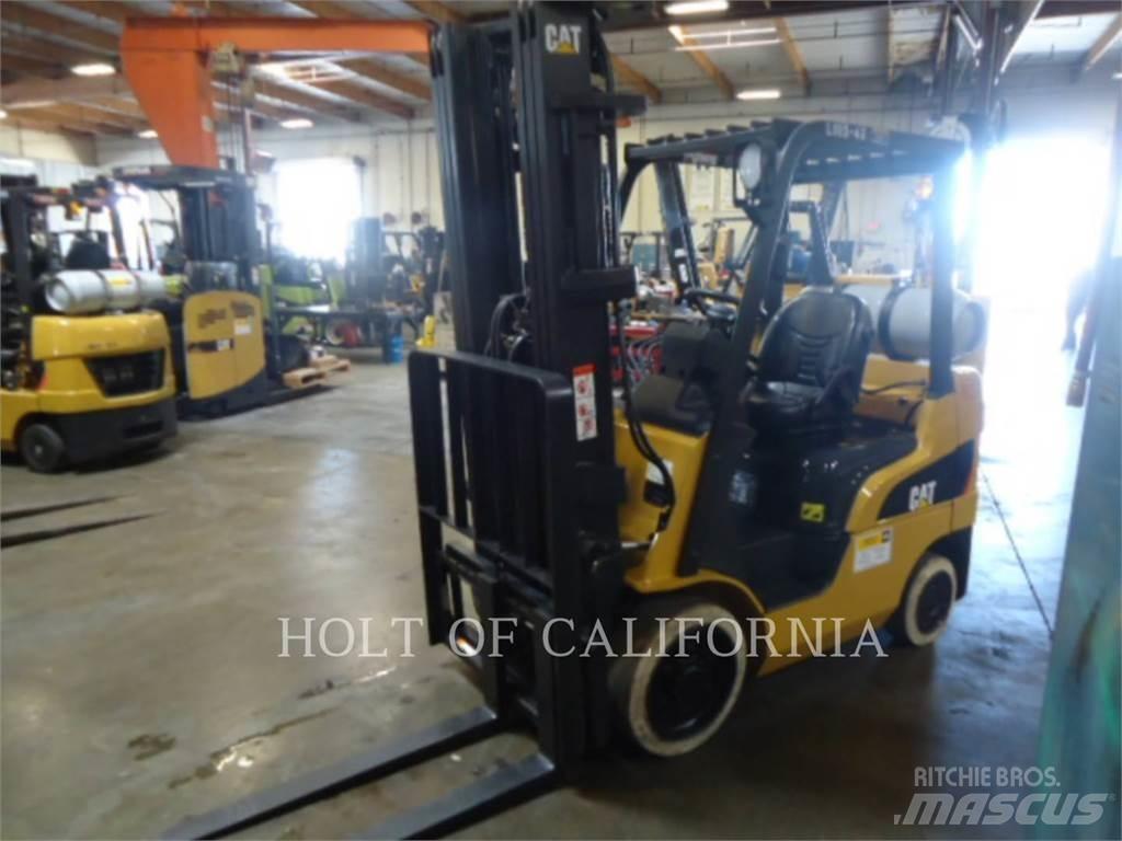 CAT MITSUBISHI C5000-LE شاحنات ذات رافعات شوكية - أخرى