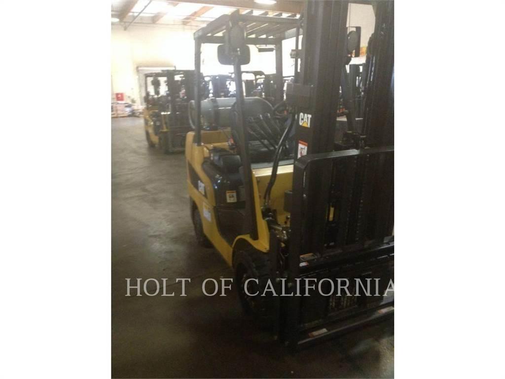CAT MITSUBISHI C6000-LE شاحنات ذات رافعات شوكية - أخرى