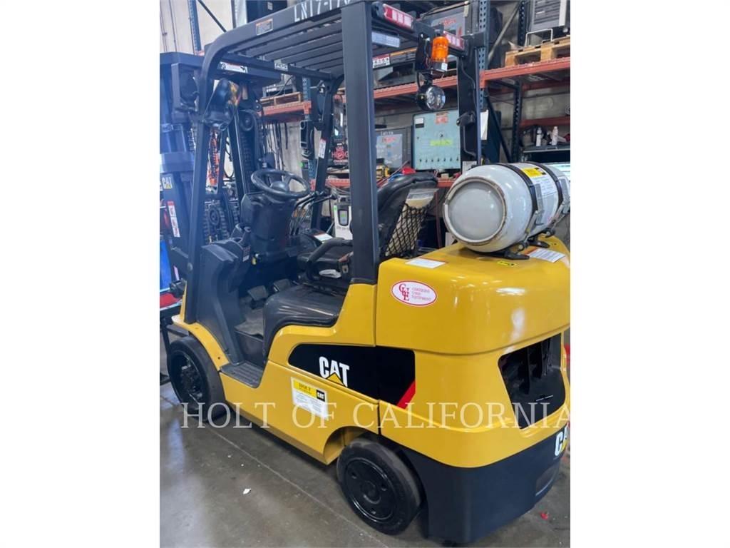 CAT MITSUBISHI C6000-LE شاحنات ذات رافعات شوكية - أخرى