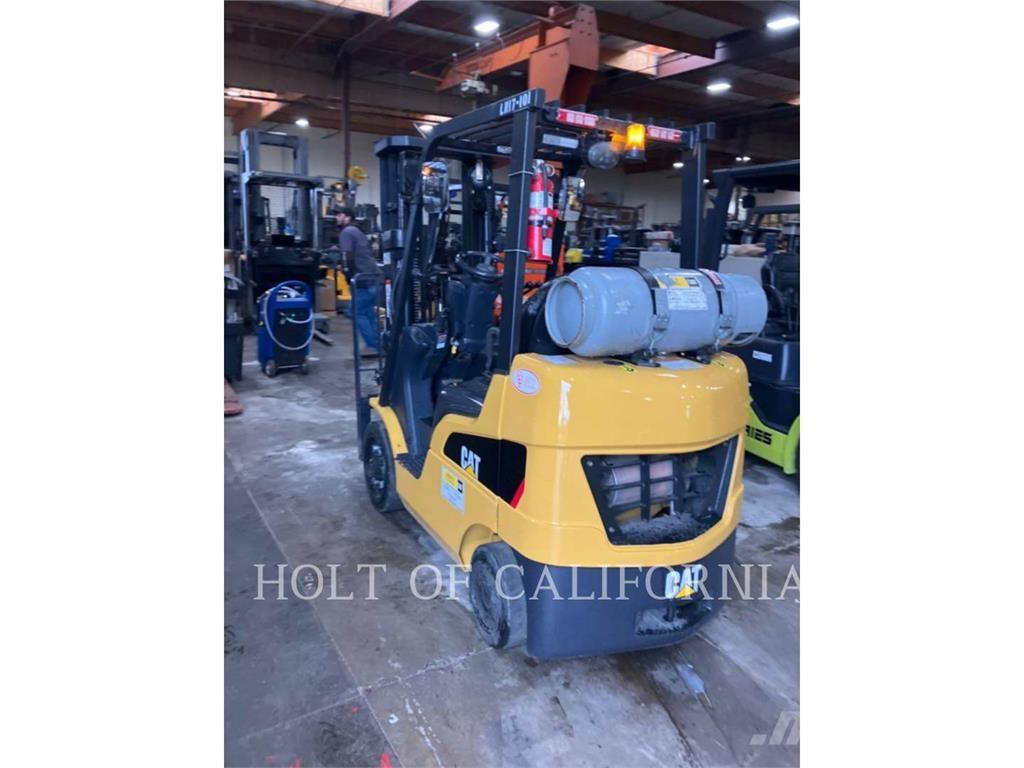 CAT MITSUBISHI C6000-LE شاحنات ذات رافعات شوكية - أخرى