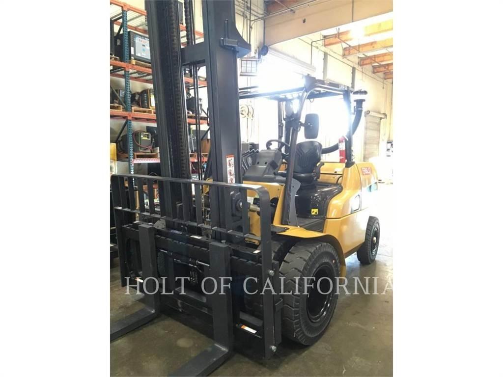 CAT MITSUBISHI DP50N1 شاحنات الديزل