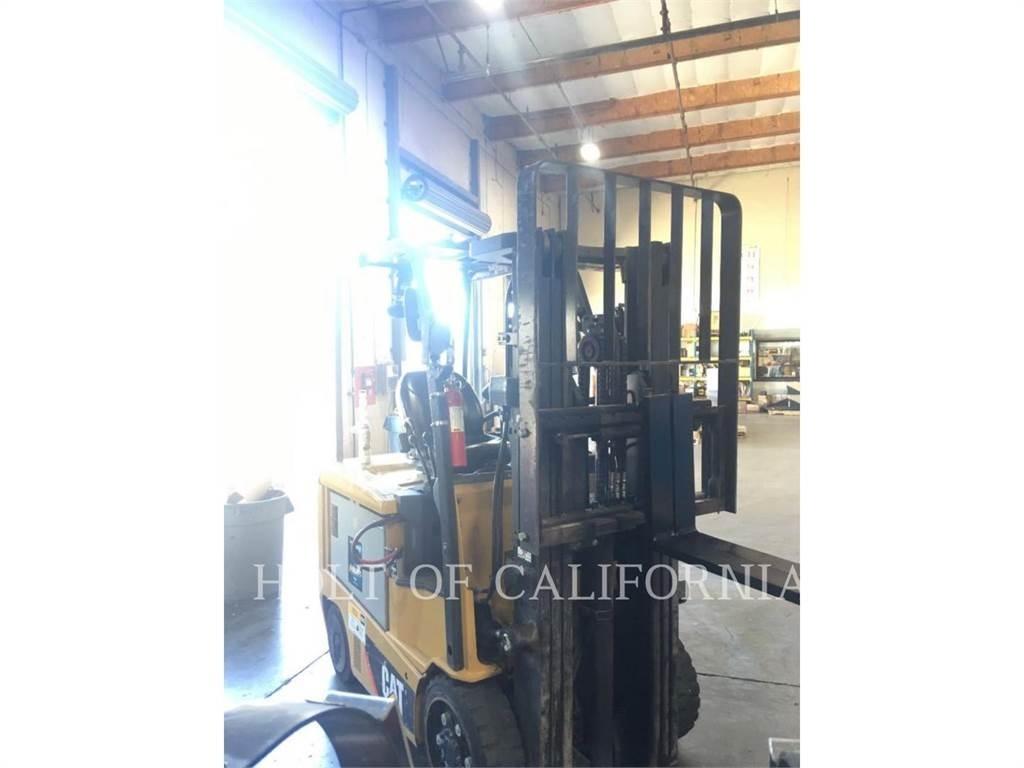 CAT MITSUBISHI EC25N2 شاحنات ذات رافعات شوكية تعمل بالكهرباء