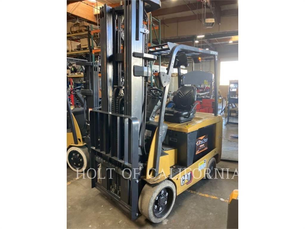 CAT MITSUBISHI EC30LN3 شاحنات ذات رافعات شوكية تعمل بالكهرباء
