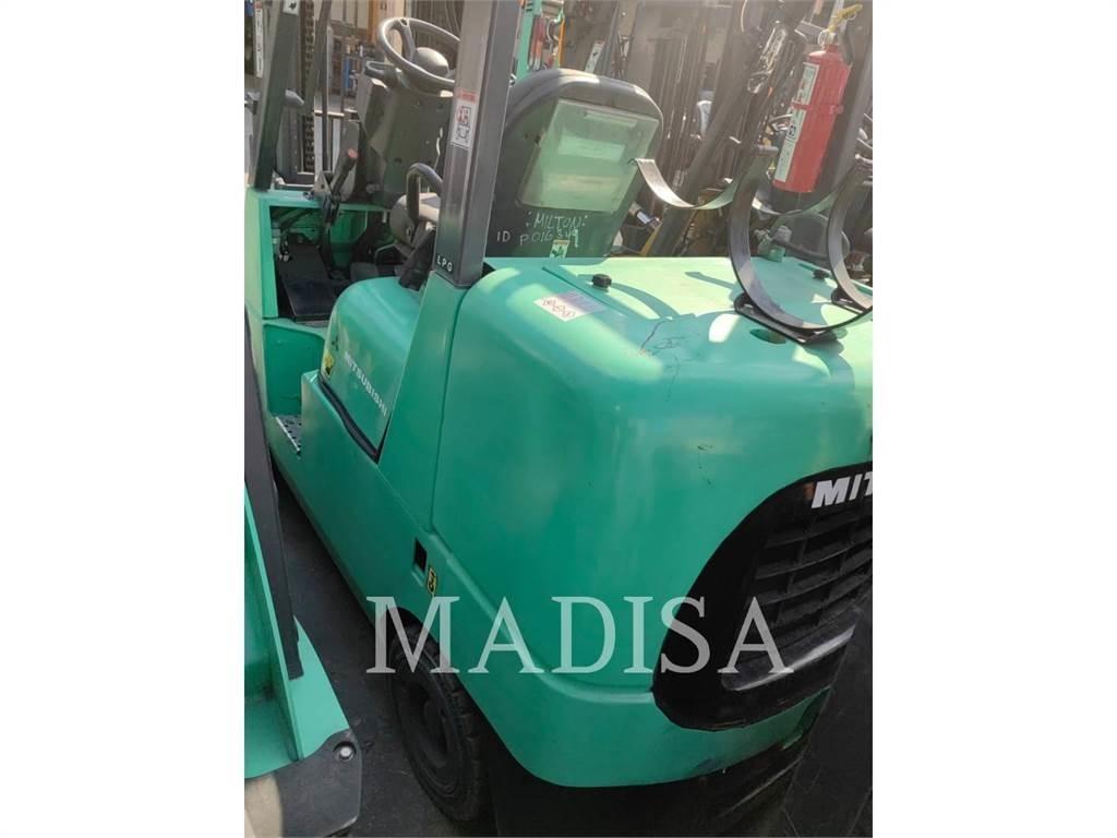CAT MITSUBISHI FGC40K شاحنات ذات رافعات شوكية - أخرى