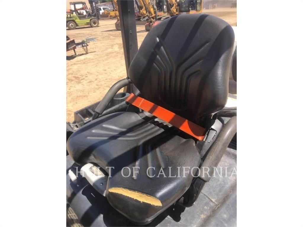 CAT MITSUBISHI GP25N5 شاحنات ذات رافعات شوكية - أخرى