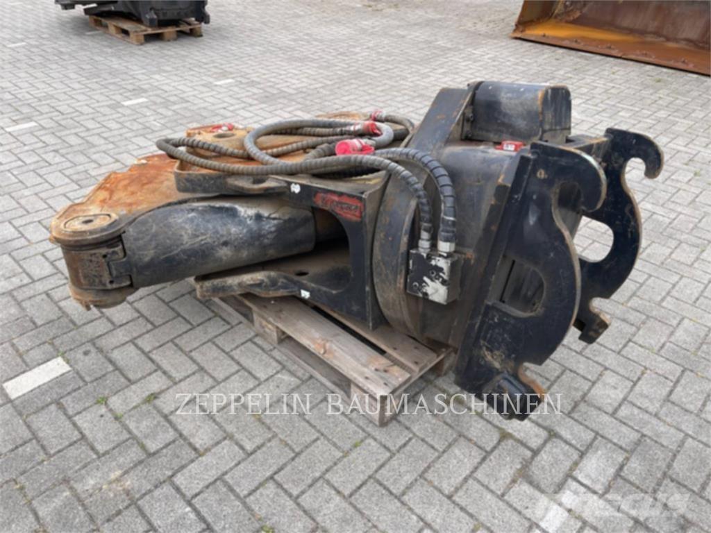 CAT MP318 جراشات البناء