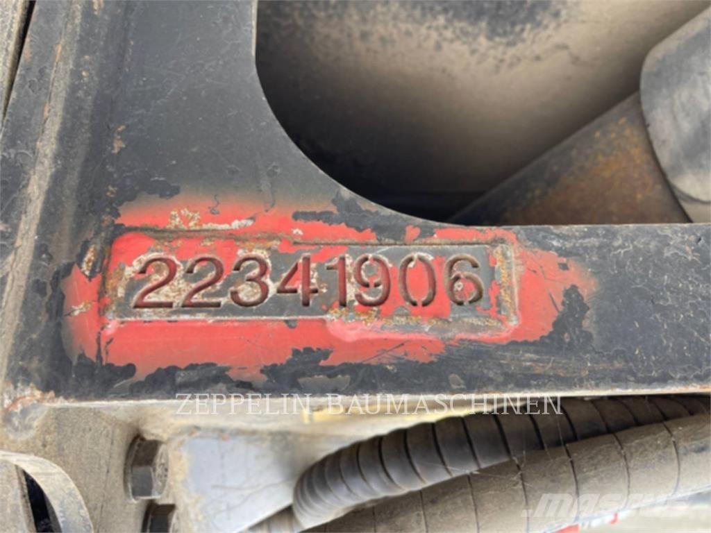 CAT MP318 جراشات البناء
