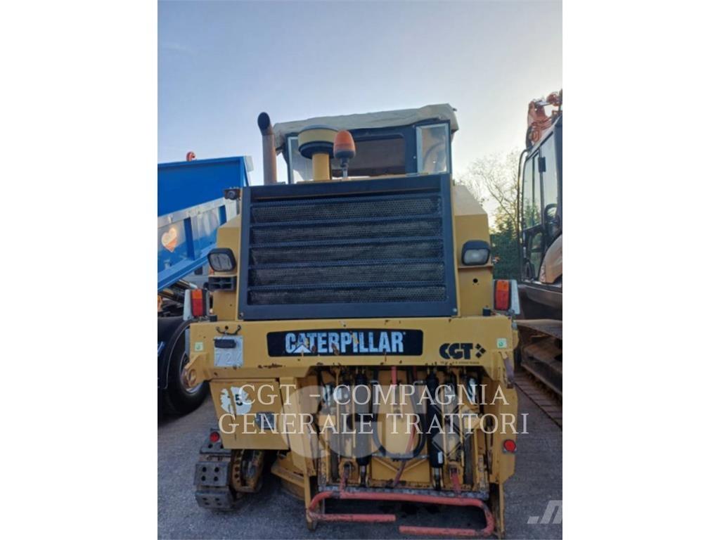 CAT PM102 ماكينات الكشط البارد للأسفلت