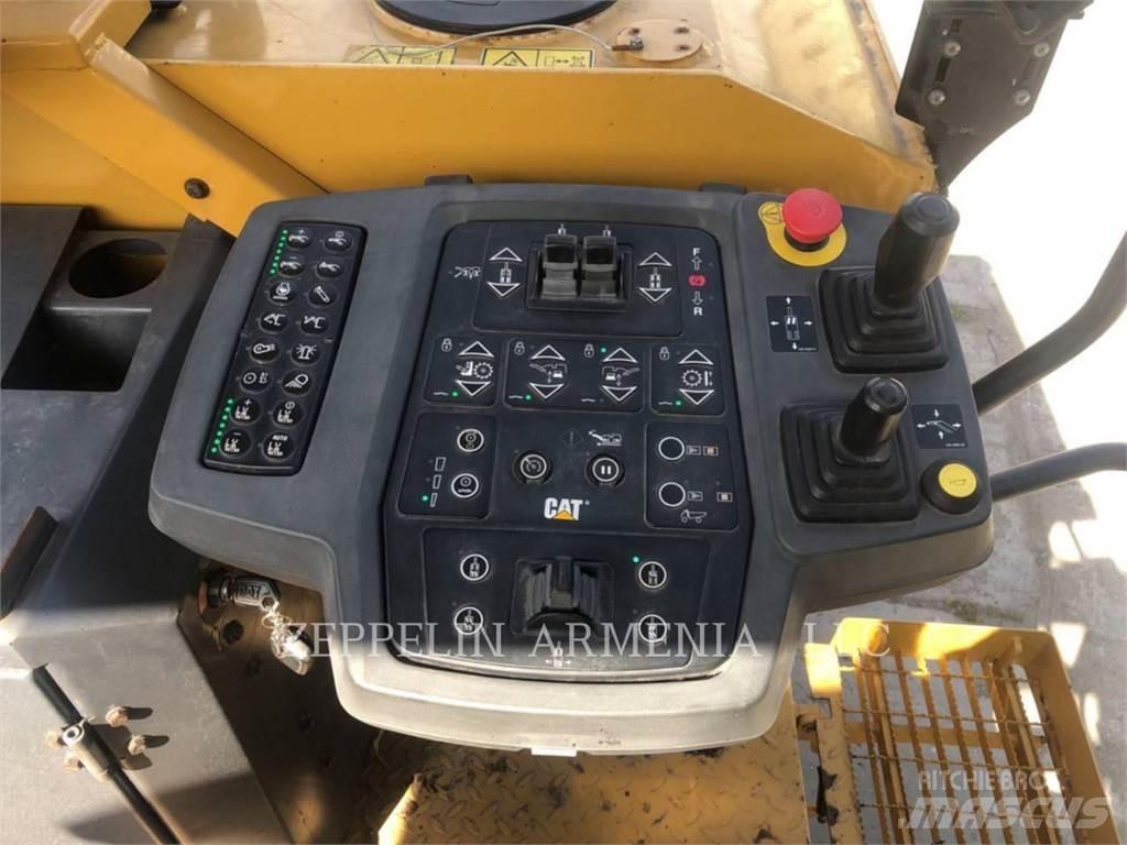 CAT PM620-02LRC ماكينات الكشط البارد للأسفلت