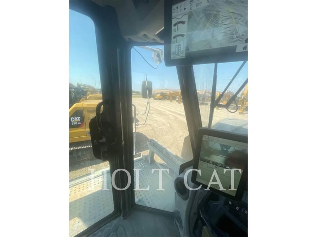 CAT RM400 CAB معدات إعادة تدوير الأسفلت