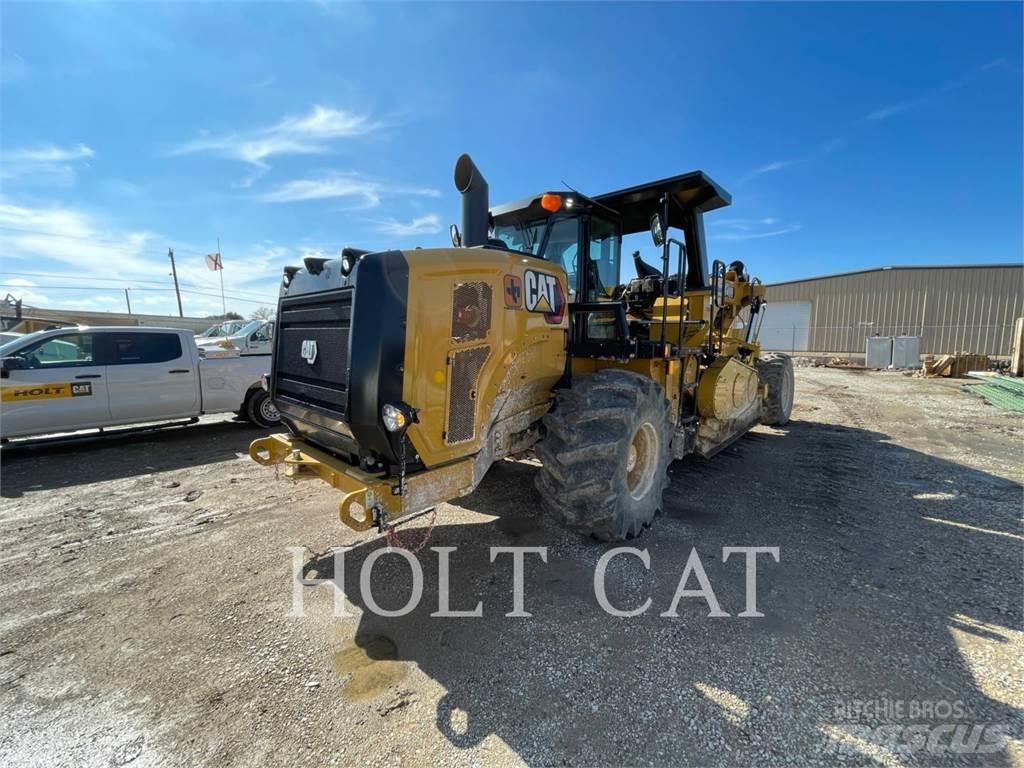 CAT RM400 CAB معدات إعادة تدوير الأسفلت