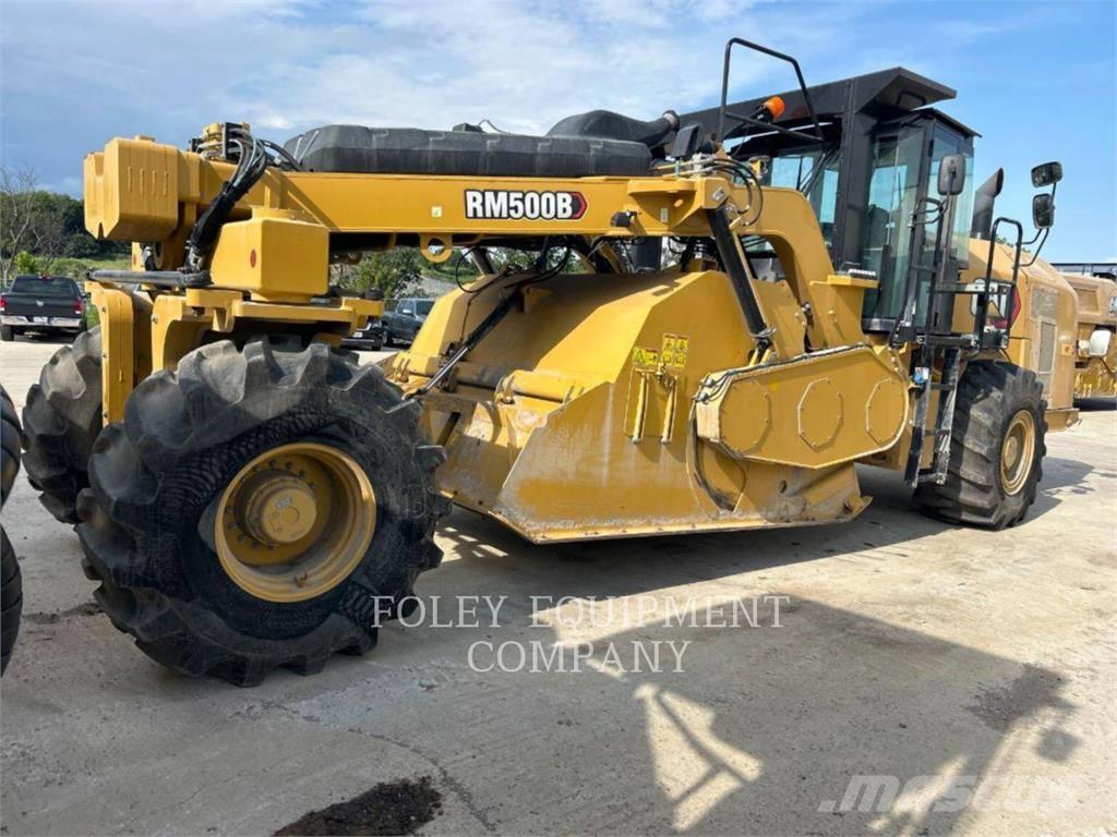 CAT RM500B معدات السفلتة