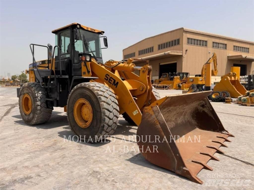 CAT SEM655D لوادر بعجل