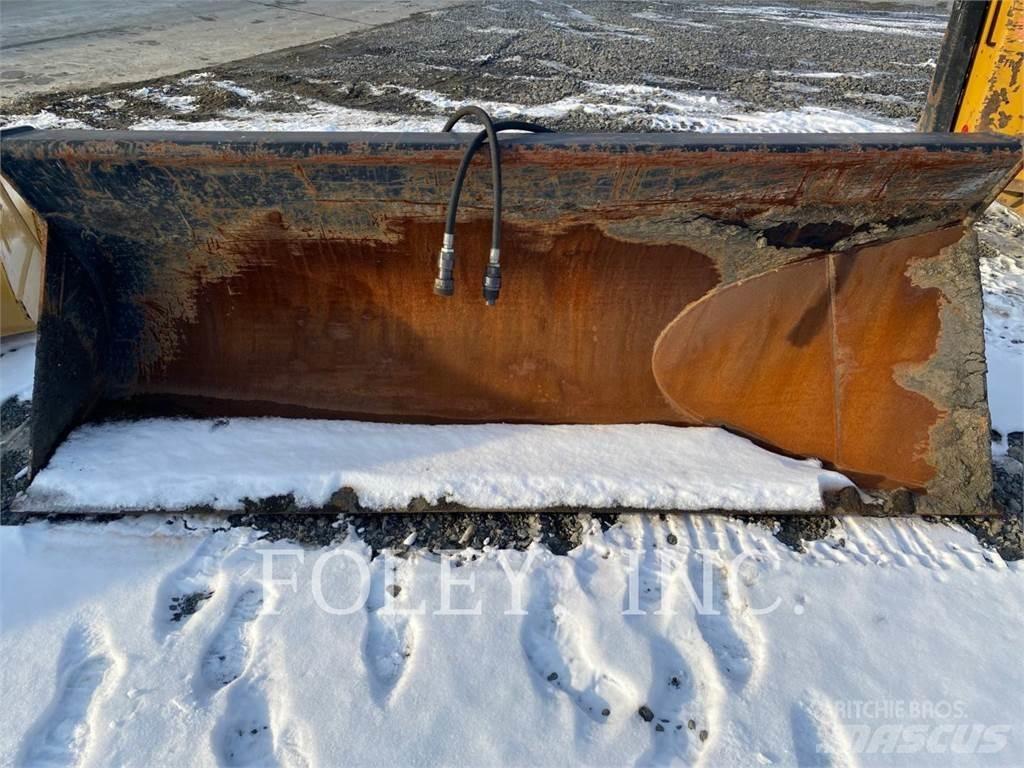 CAT SIDE DUMP BUCKET دلاء