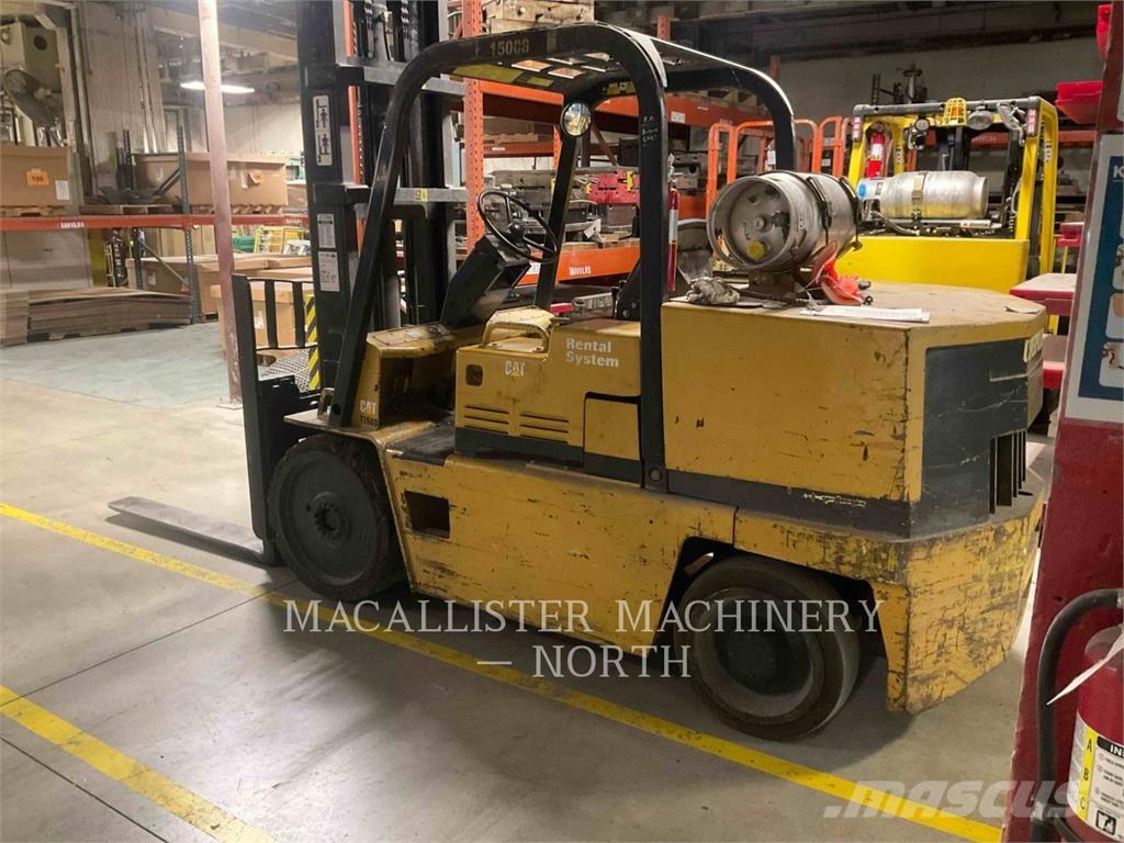 CAT T150D شاحنات ذات رافعات شوكية - أخرى