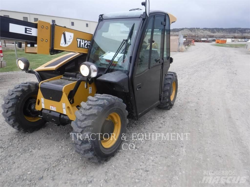 CAT TH255C مناولات متداخلة