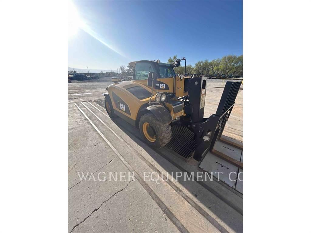 CAT TH255C مناولات متداخلة