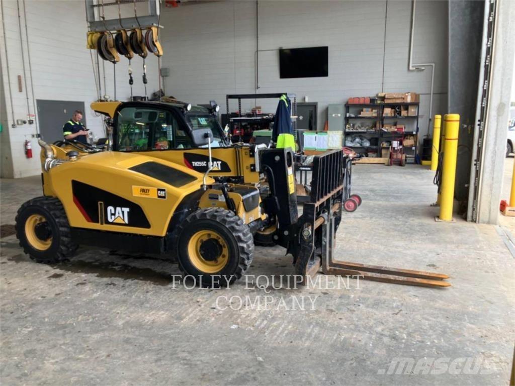 CAT TH255CC مناولات متداخلة