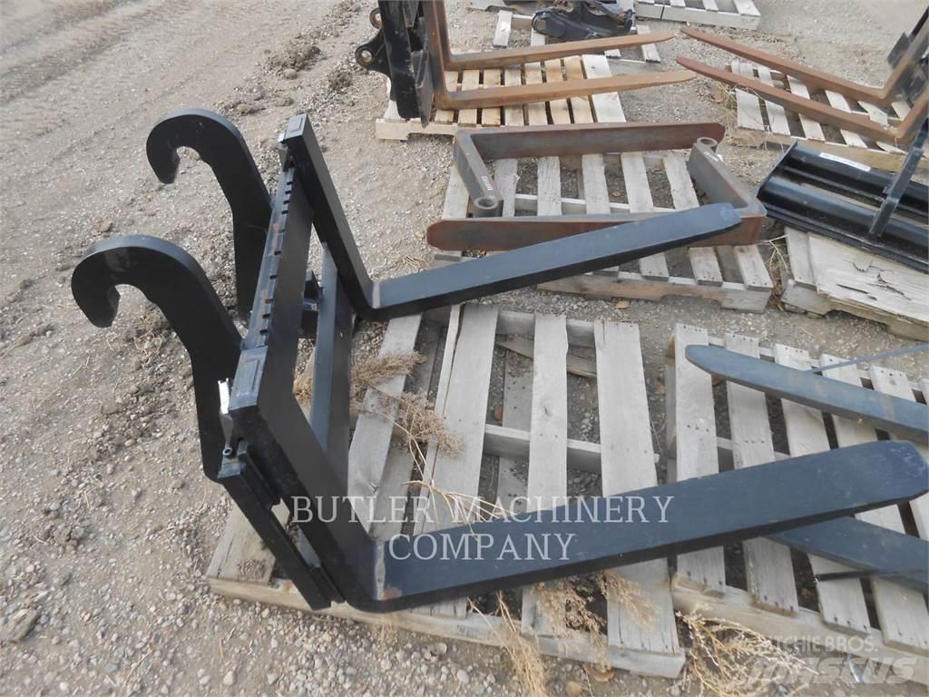 CAT TH408 FORKS شوكات