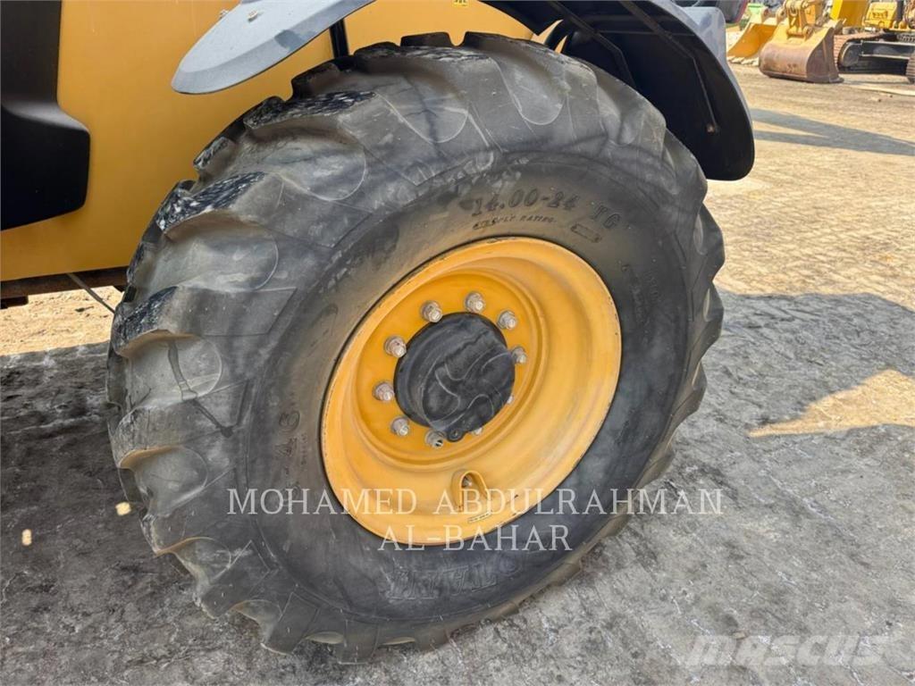 CAT TH417C مناولات متداخلة
