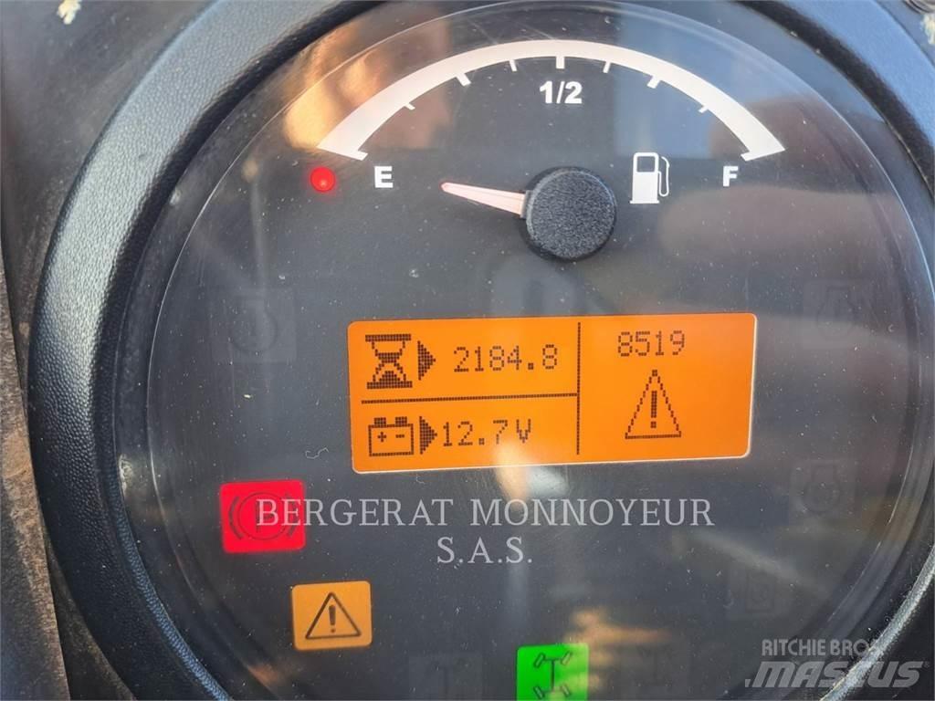 CAT TH417D مناولات متداخلة
