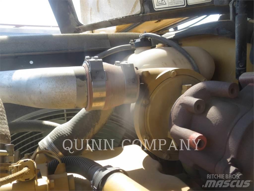 CAT TL1055D مناولات متداخلة