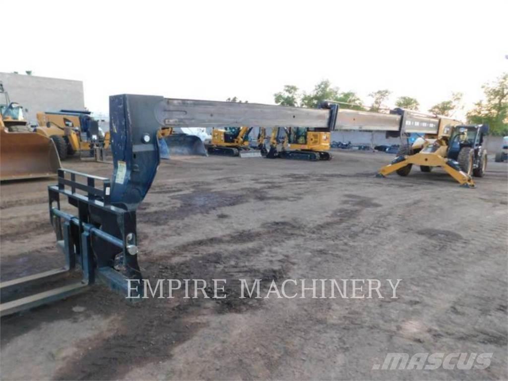 CAT TL1055D مناولات متداخلة