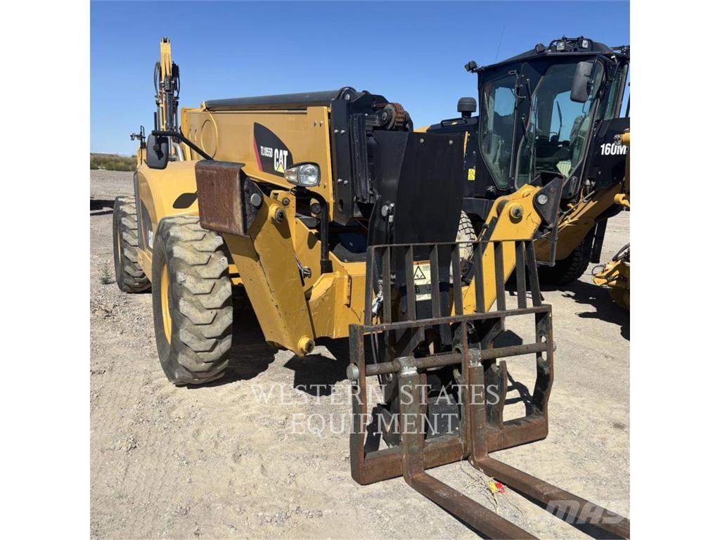 CAT TL1055D مناولات متداخلة