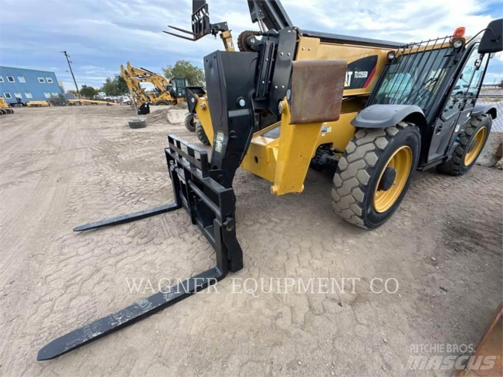 CAT TL1255D مناولات متداخلة