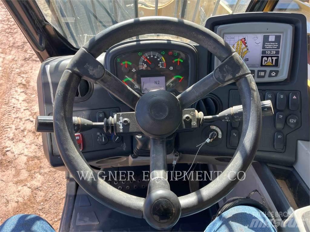 CAT TL1255D مناولات متداخلة