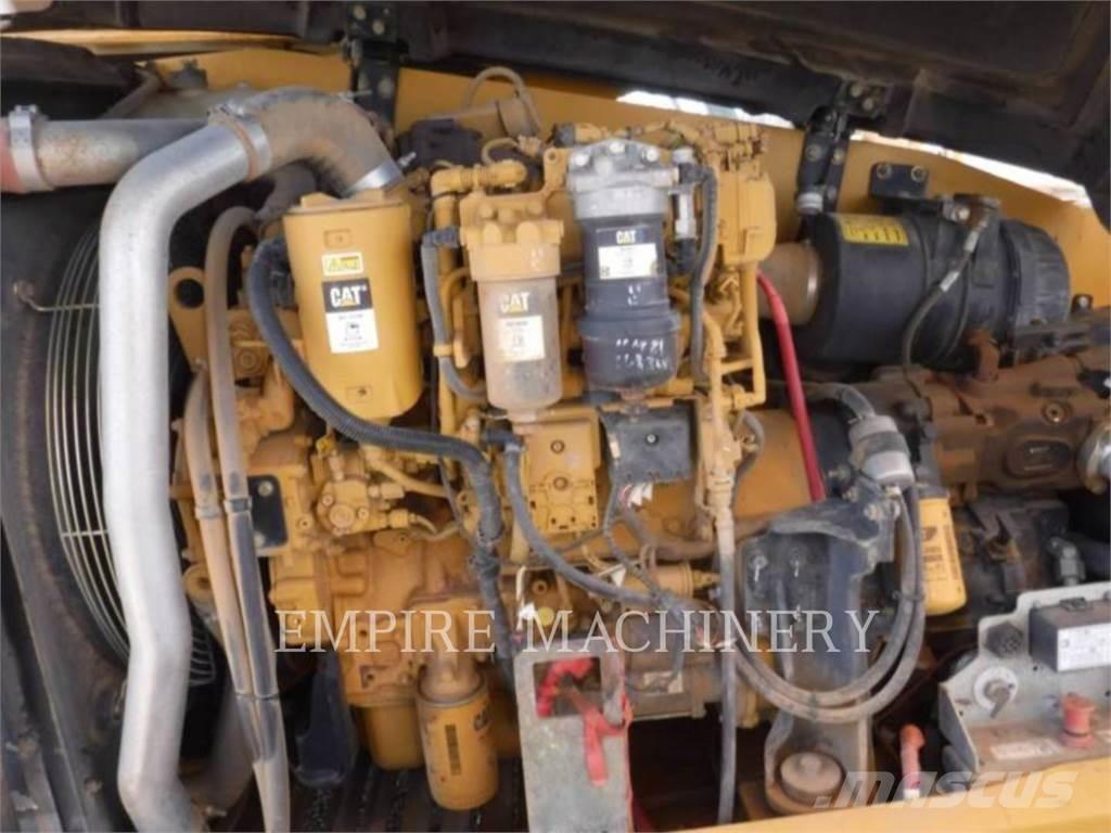 CAT TL1255D مناولات متداخلة